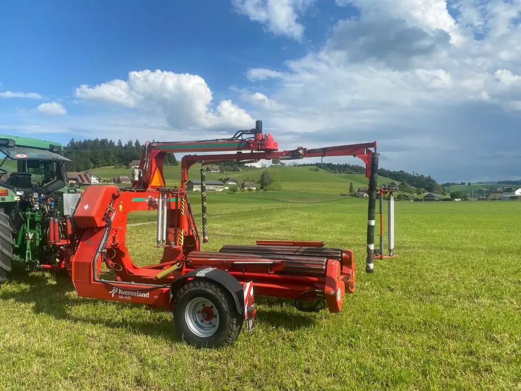 Quader- Ballenwickler Kverneland