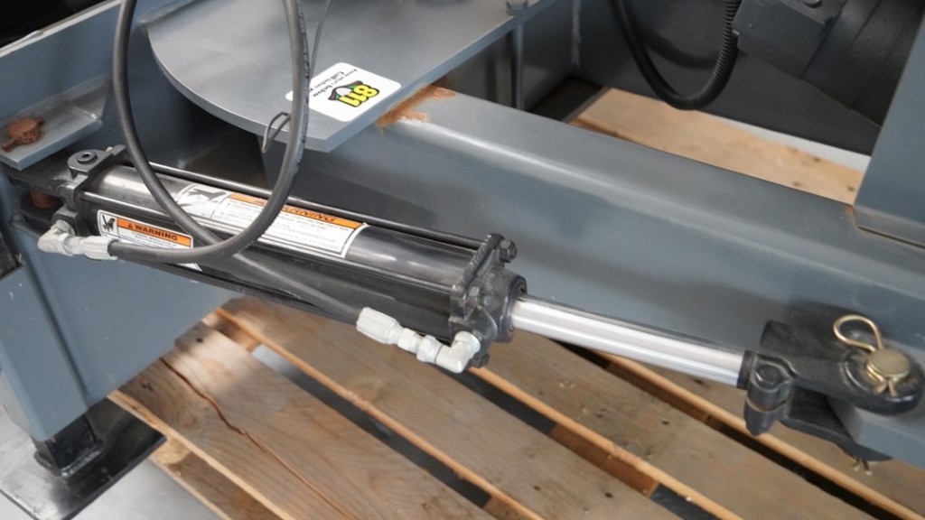 f9112a98-20af-4733-ab73-8af570a2b45e-hydraulic cylinder.jpg