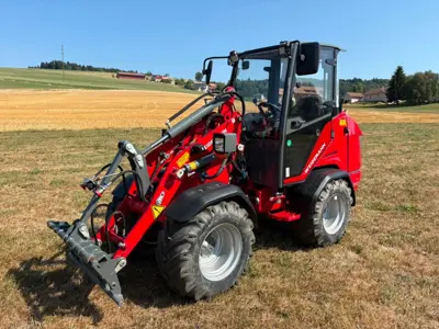 Chargeur articulé Weidemann 1390 avec cabine