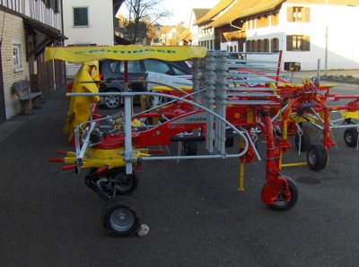 Pöttinger Kreiselschwader