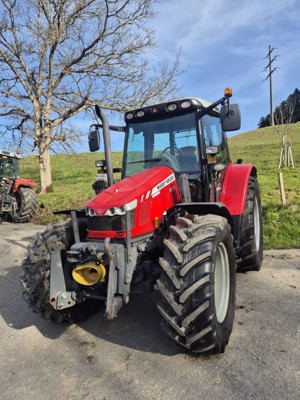 Traktor Massey Ferguson 6455