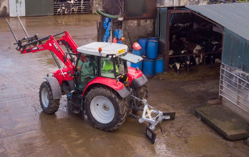 Gummischieber Typ Vario, umstellbar von Zug-auf Schubbetrieb/Racleur Vario