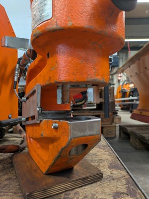 ALFRA-Press Hydraulik-Lochstanze APS 120