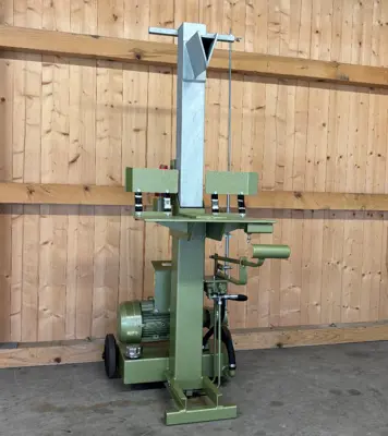 Occ. Holzspaltmaschine mit Elektro-Motor 380 Volt und Knie Bedienung