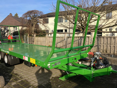 Plattformanhänger / Ballenwagen
