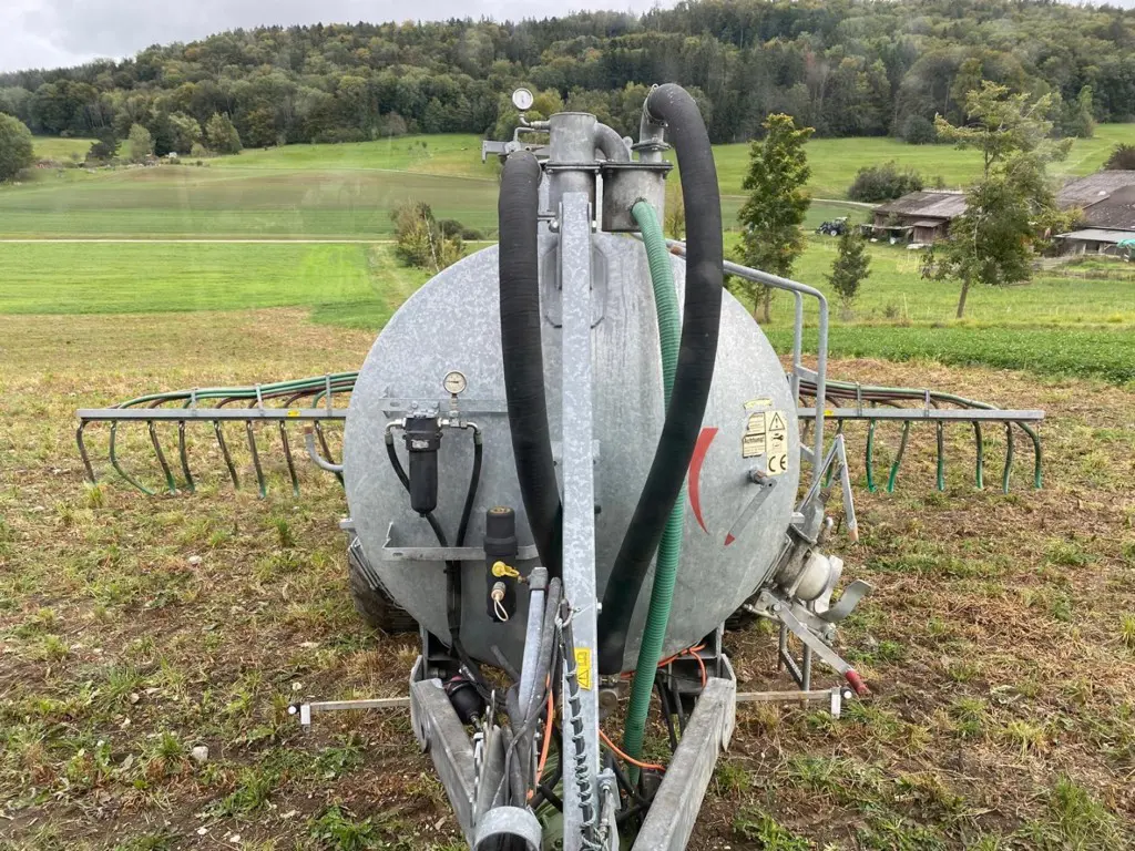 aff1db0c-278a-4303-83b2-706894b1cd20-WhatsApp Image 2026-04-14 at 10.jpg