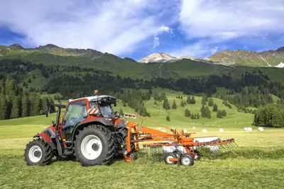 Kreiselschwader / andaineur KUHN GA 3901 Compact