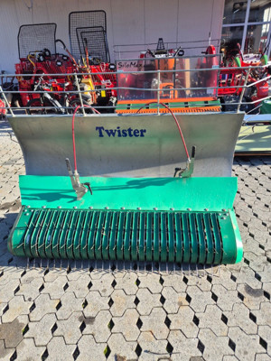 Heuschieber Twister Schmid TW 1700