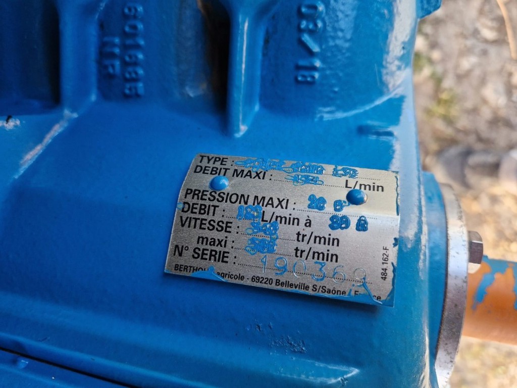 afbee3be-58e3-41b0-ba5f-f4a9cc9061d0-