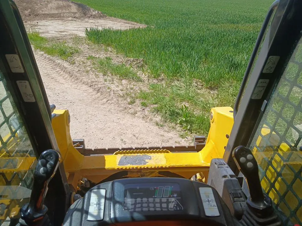 7edd2714-3bb3-46e2-b271-e3a79de79247-Agropool.jpg
