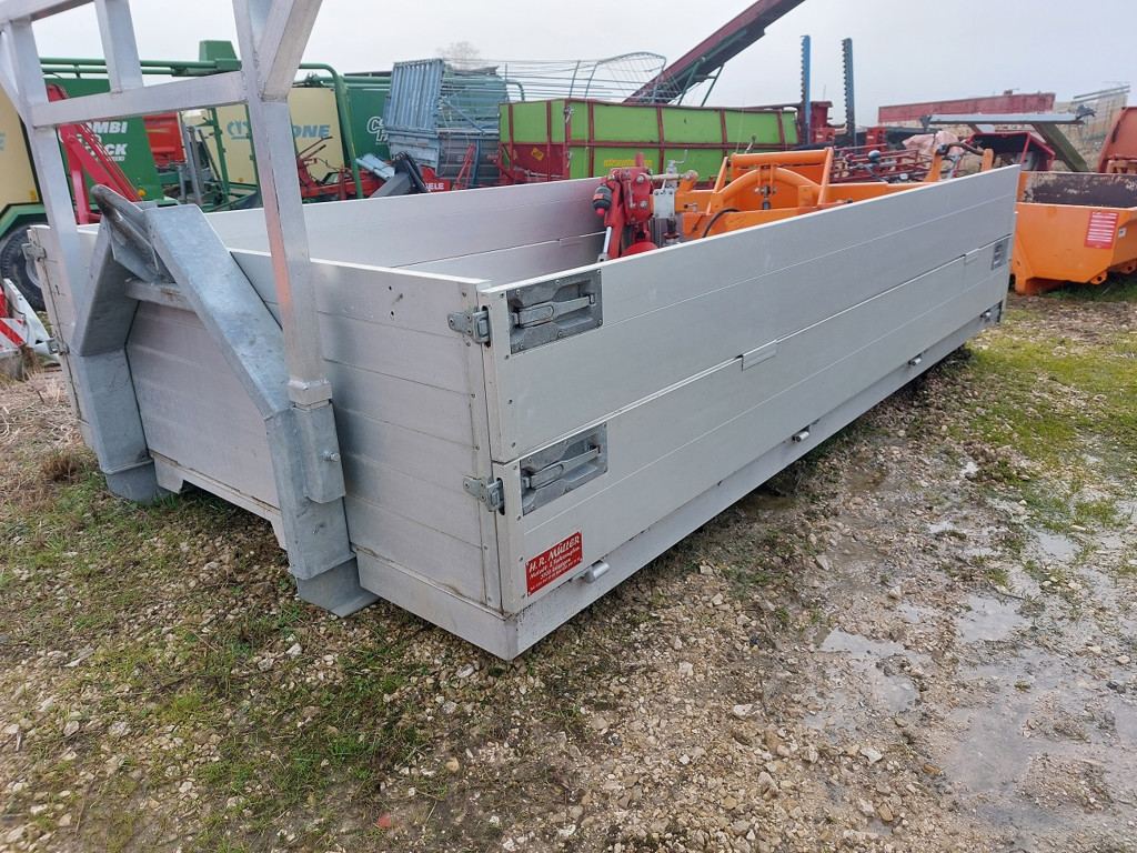 231095e7-9150-4253-b65d-8fb35104b48f-Aebi Lignières (4).jpg