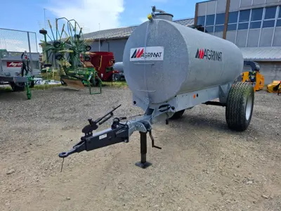 Tonneau à eau Agrimat 4100 freins de poussé