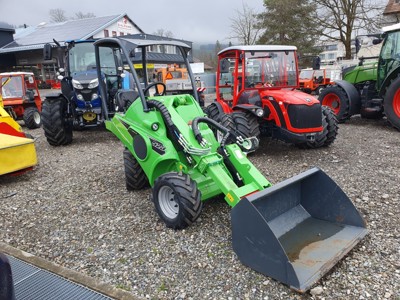 Hoflader Avant 523 Knicklenker