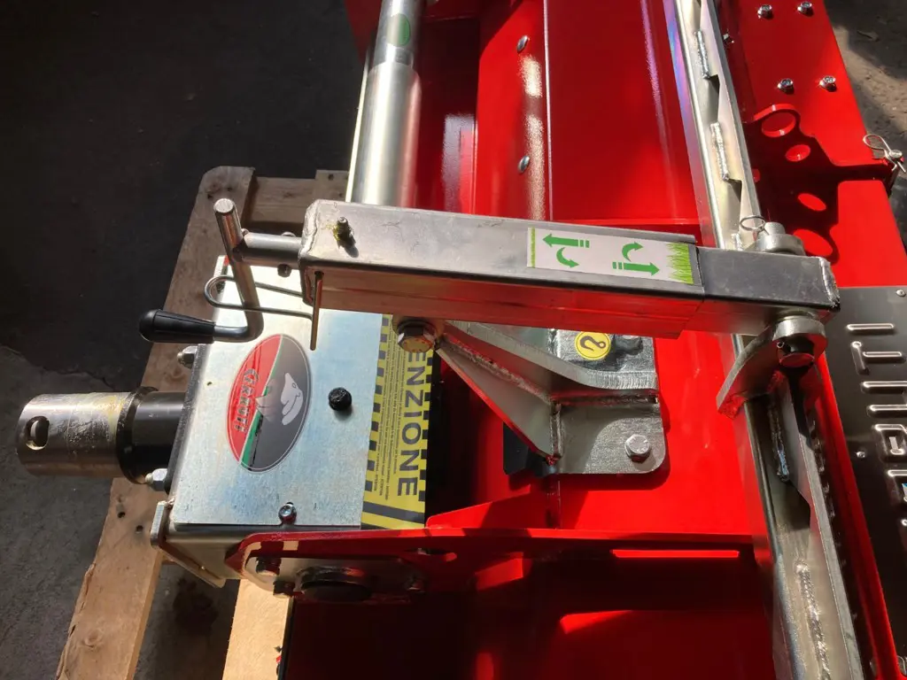 157d8bfc-a116-44d1-b271-53be13363089-dok cerruti 1,40m.jpg