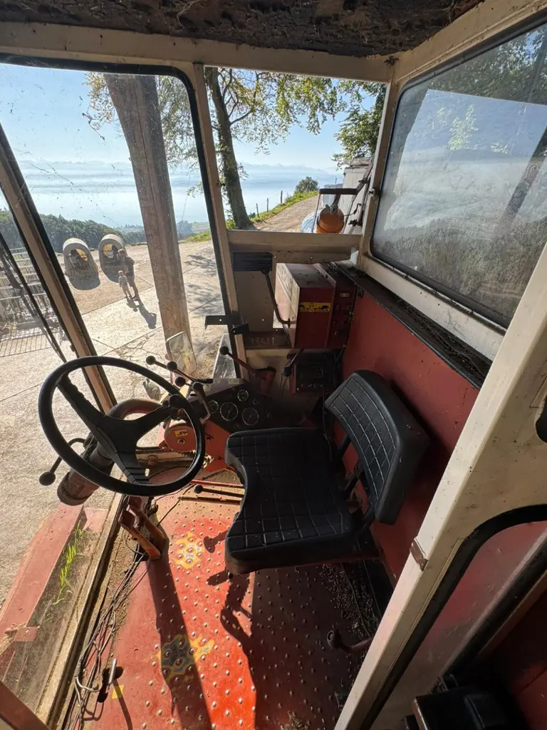 e35358d5-e82a-4135-bbf2-041a2cc1f60d-Laverda Raymondaz (7).jpg