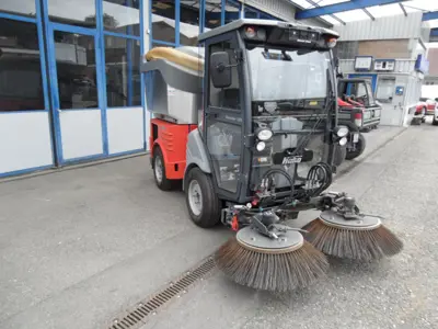 Hako Putzmaschine Kehrmaschine Kehrsaugmaschine