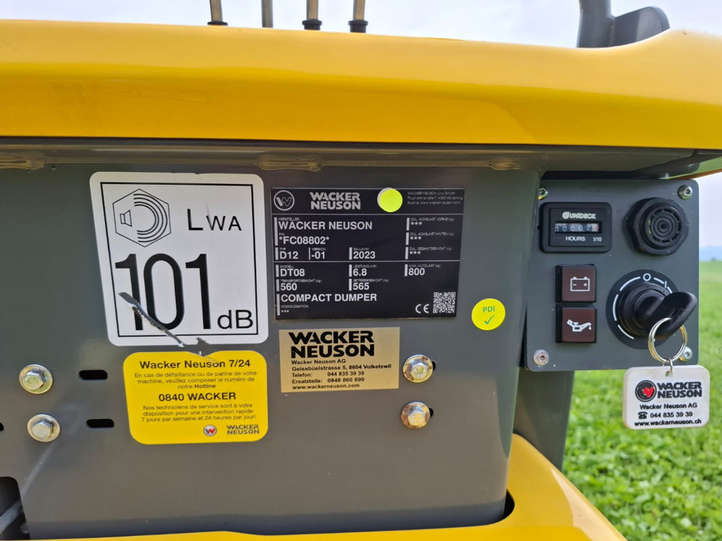 58c9b7f6-5414-4c09-80e8-30e04d2017c4-WhatsApp Image 2025-12-15 at 17.jpg