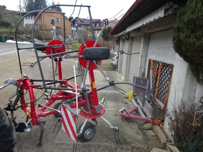 Kreiselheuer Fella Sanos 5204 DN mit Tastrad