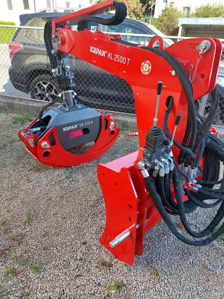 1b3ef253-ea70-411d-b875-c615aa2c116d-KRPAN Grappin  (3).jpg