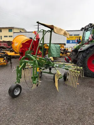 Kreiselschwader Krone Swadro 380