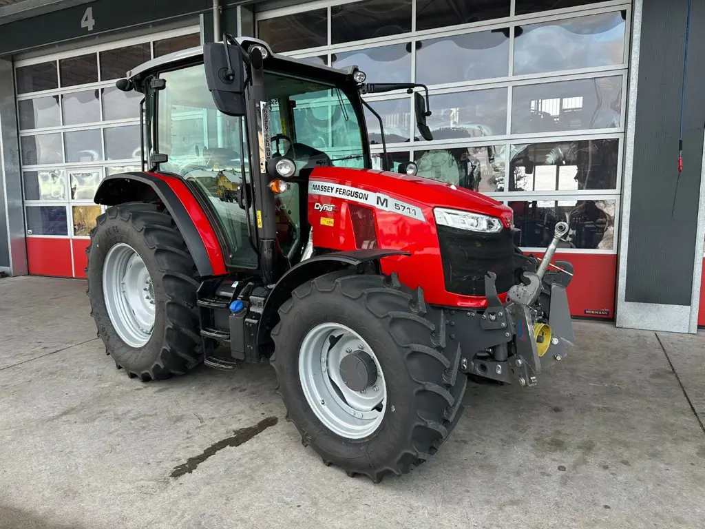 194299d0-8deb-4672-9bd2-2573f07b2910-WhatsApp Image 2025-11-29 at 22.45.27 (3).jpg