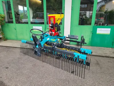 Front Wiesenstriegel Lavrih AlpWeeder 3 m