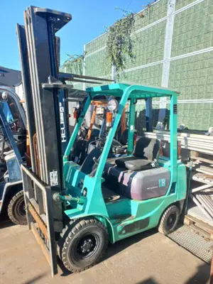 Dieselstapler Mitsubishi FD 18 Stapler HK 1,8T Hubhöhe 6m , Diesel Motor defekt