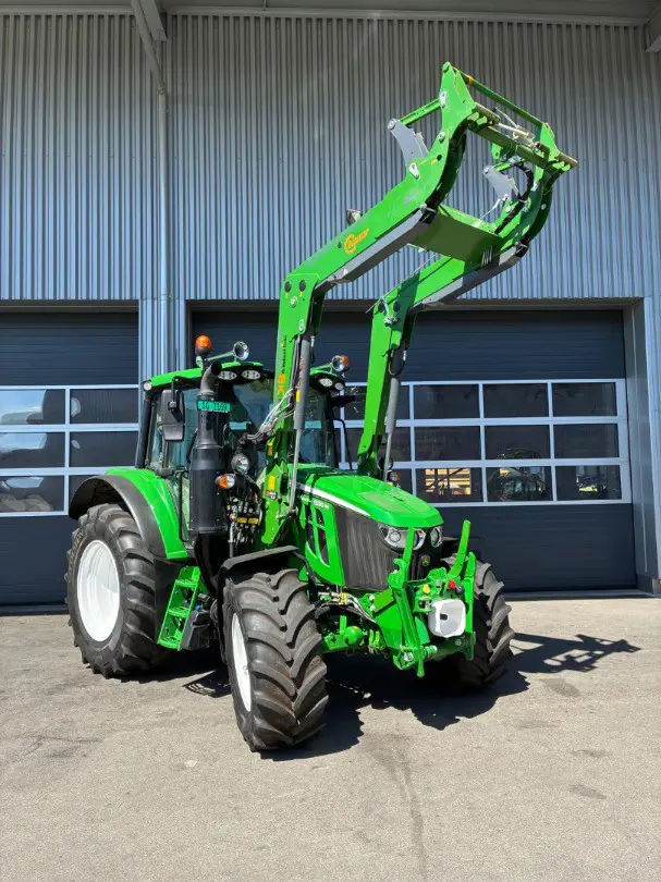 John Deere 6120M / Robert Aebi Landtechnik AG