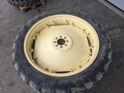 Alliance 270/95R42
