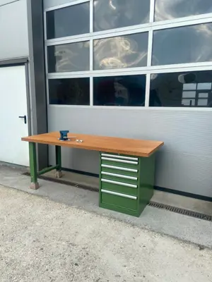 Lista Werkbank mit Schraubstock Nr. 70
