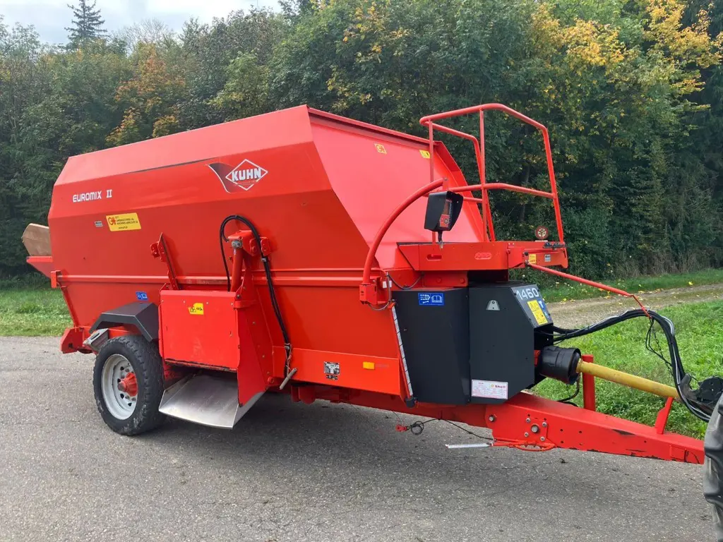 Futtermischwagen Kuhn