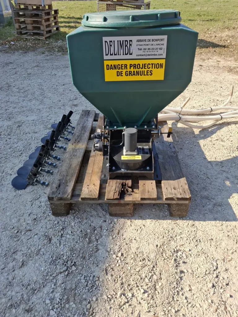 b83c8ee3-0b8a-4f33-b53f-6592208e71b0-Delimbe Jolidon (5).jpg