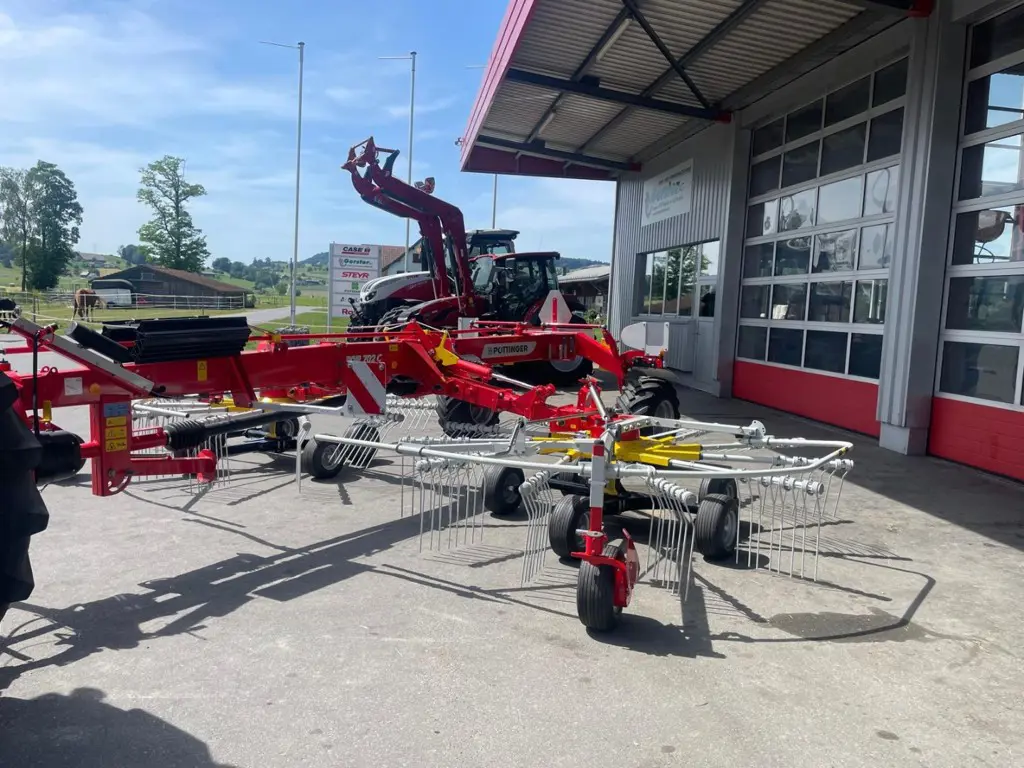 8417739c-3db3-40cc-a2c3-91d7d0575f68-Pöttinger TOP 702C 5.jpg