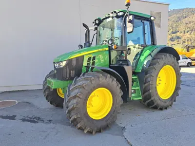Traktor John Deere 6120M