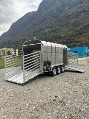 Nugent LS 146 Viehanhänger