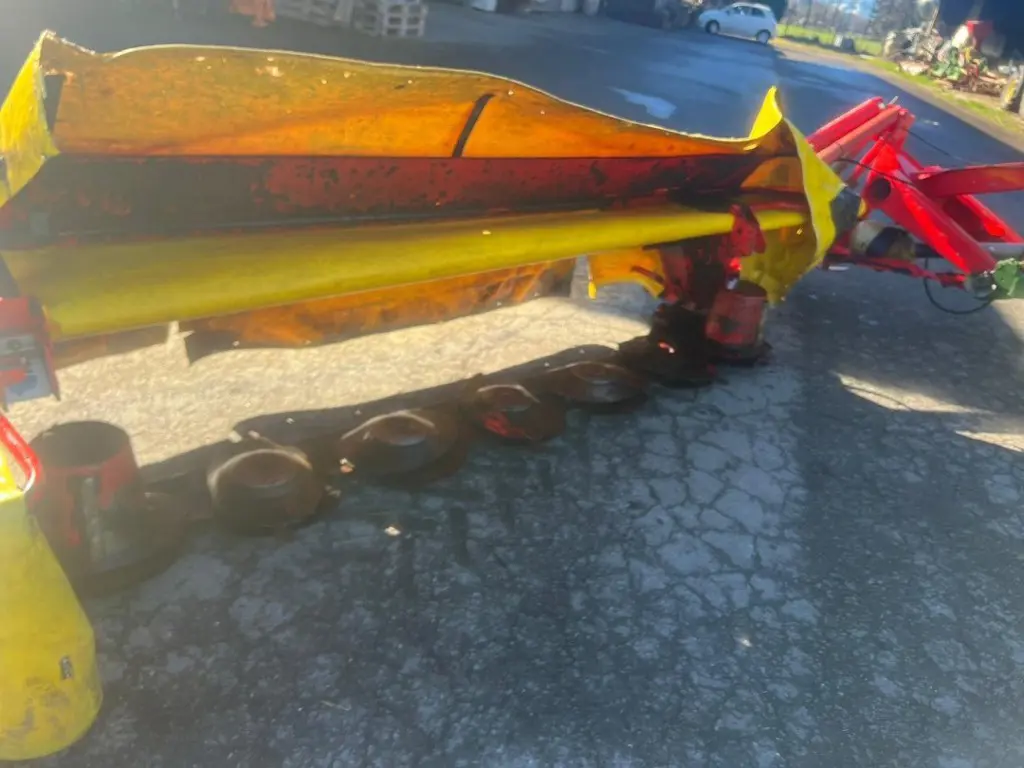 e2dd3754-a824-4e29-a9b1-3b4d23ac912c-