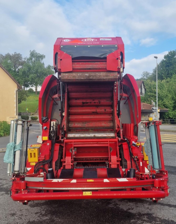 76e32657-348d-4527-8456-1bf74619382c-Photo 08.05.25 18 37 39 (9).png