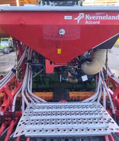 1968baa1-f1cc-4f62-889b-b72bbd6bb202-