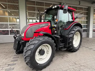Valtra N 141
