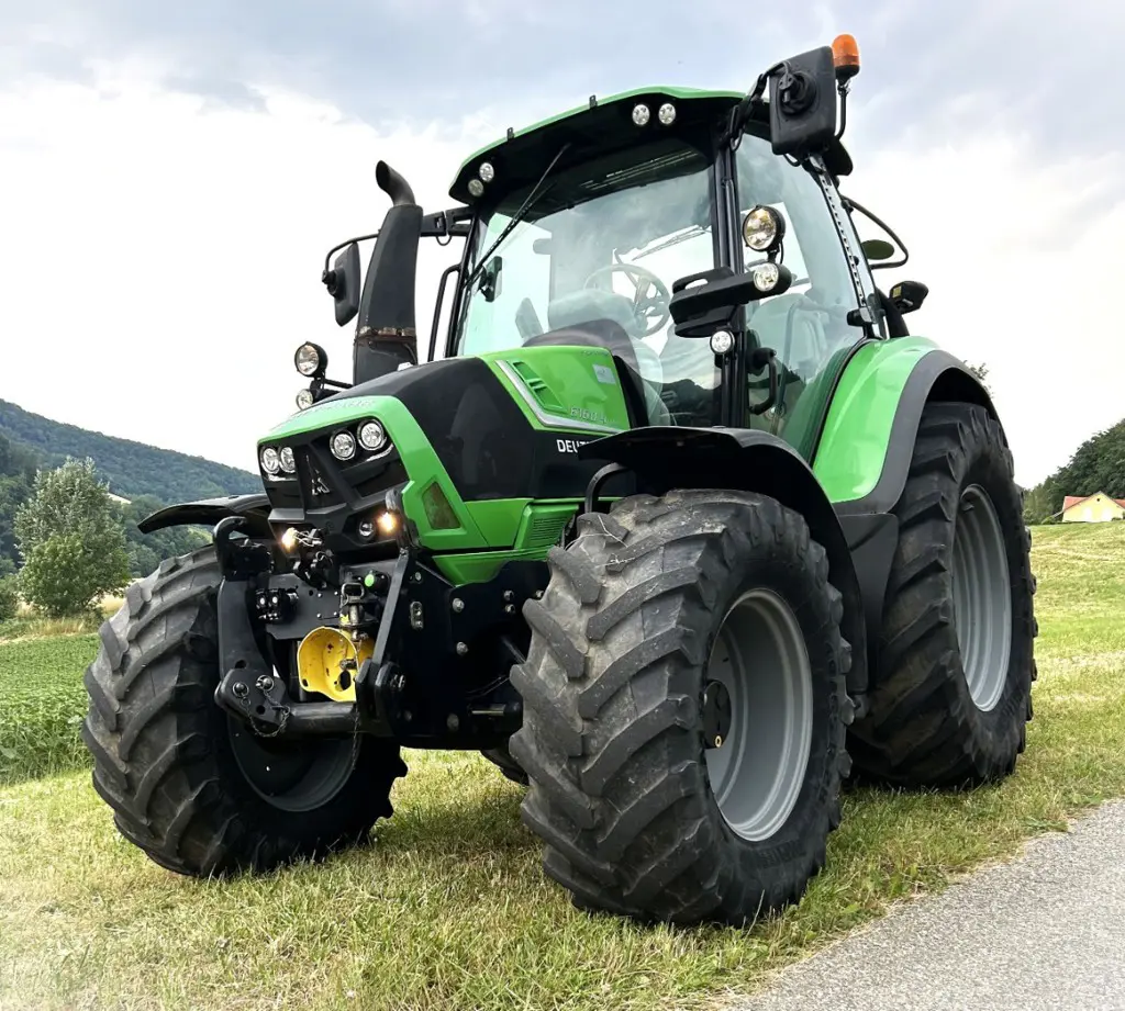 đ Deutz-Fahr Agrotron 6160.4 TTV
