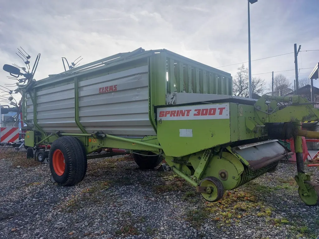 81fe3998-7402-4dcb-b489-b156e1a550dc-Claas 300 Jeannerat  (9).jpg