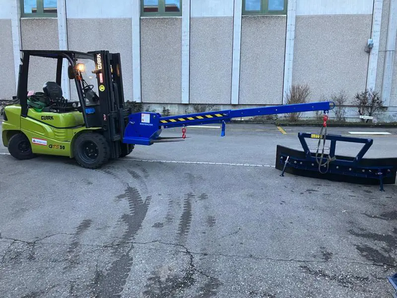 Kranarm zu Gabelstapler - Bras de grue pour chariot élévateur - Lieferbar ab Lager - disponible du s