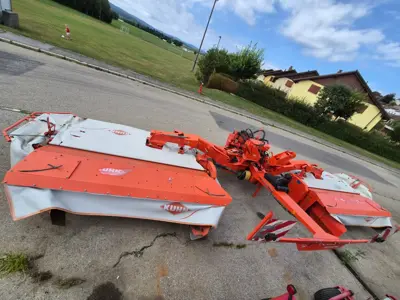 Faucheuse Kuhn FC883-FF papillon
