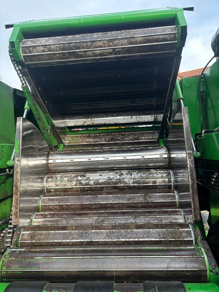 e0f7b846-025d-4d3b-9fc0-ffe6a7f39e35-WhatsApp Image 2026-01-05 at 08.44.11 (1).jpg