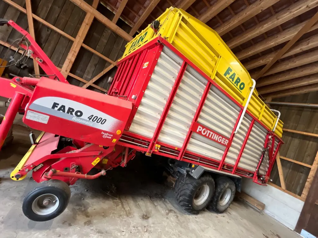 Ladewagen Pöttinger Faro 4000 L & hydr. Bremse