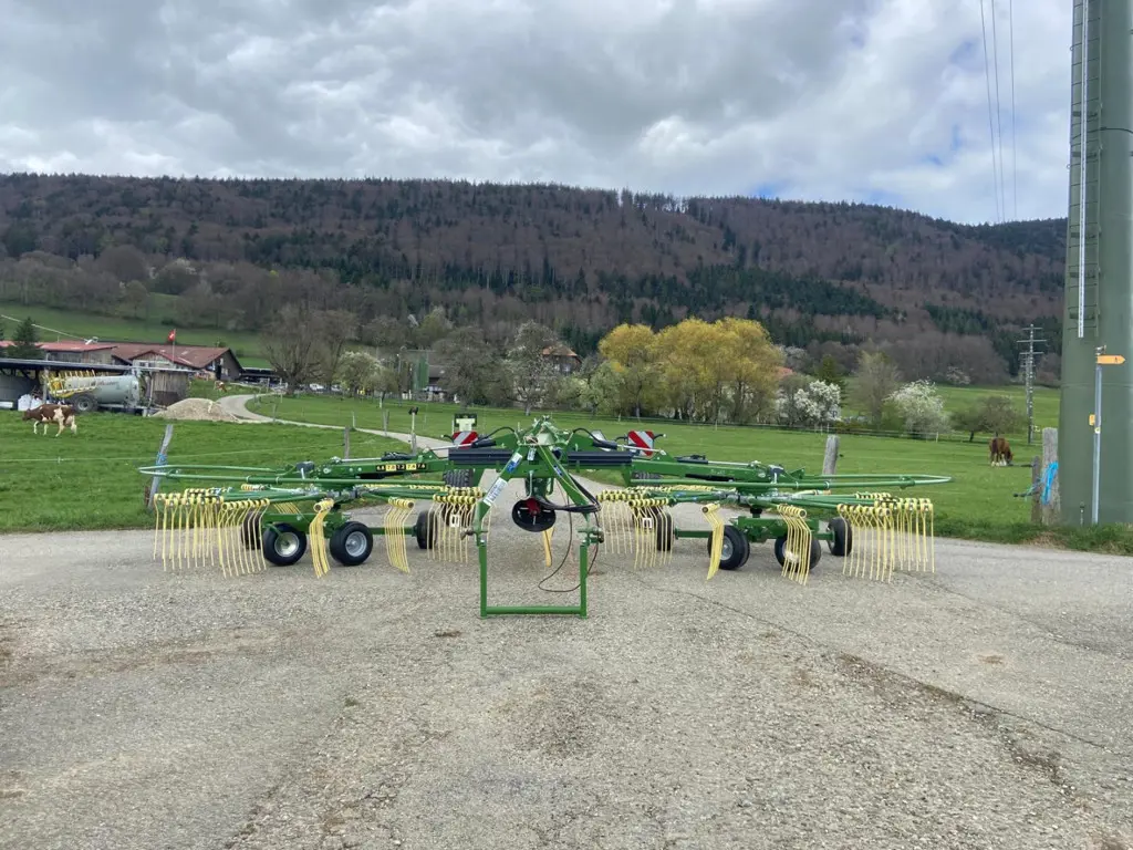 dd6f8a9f-83b5-4371-a4f1-d6ce9c6f85ae-Krone TC 760 (18).jpg