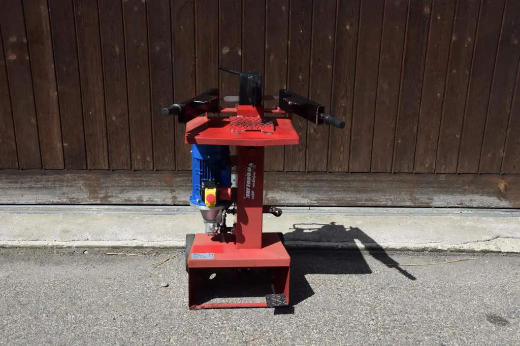 Kurz Holzspalter Woodline