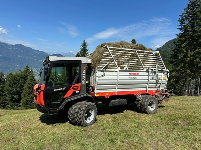 e53ed89b-b737-438b-b37f-f96d40ca09e0-Hefti 12.jpg