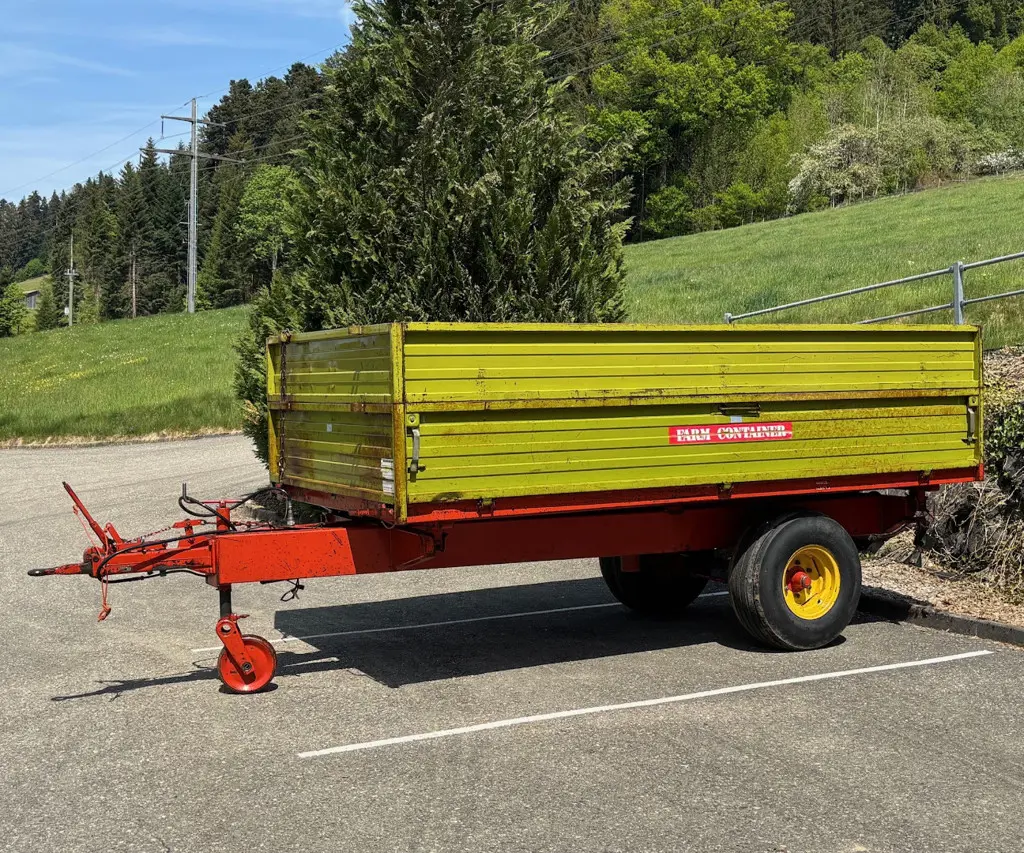d22f58b4-09f1-452e-b58e-911ec0e519b5-Kipper Occ. 7300 Kilo 8.jpg