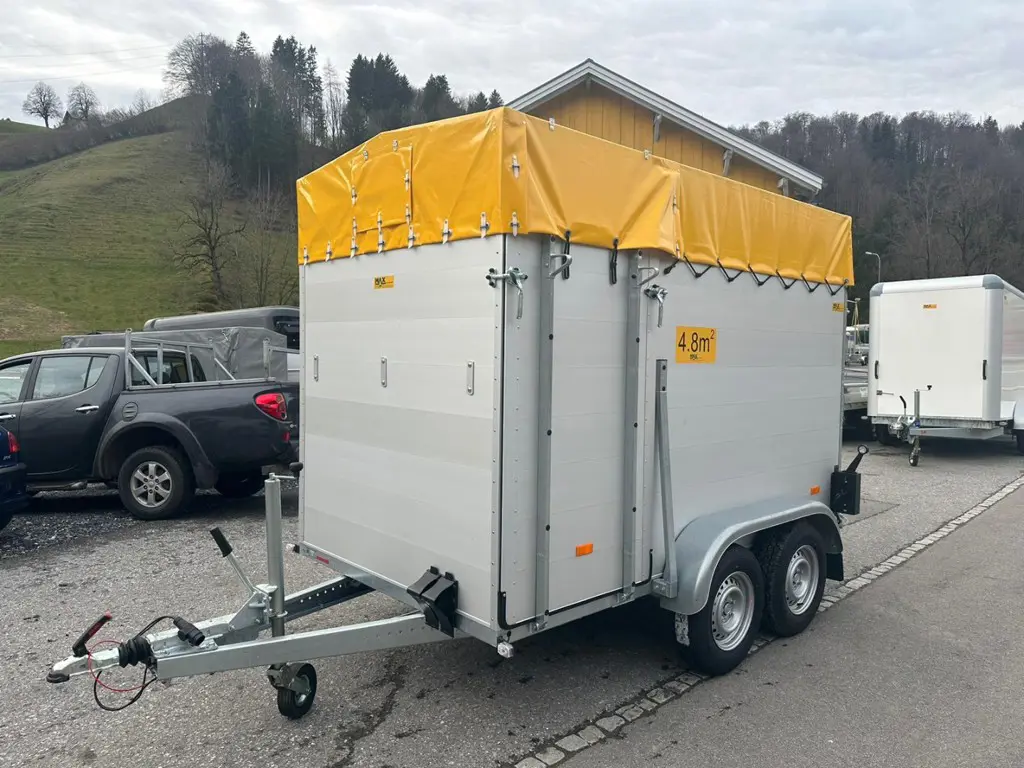 1a352f50-bf18-48d2-bf05-4db88f5561d7-_ Viehtransporter eefach.jpg